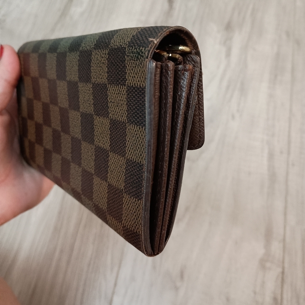 Authentic Louis Vuitton Damier Ebene Coated Canvas Leather Sarah Long Wallet - Picture 4 of 16